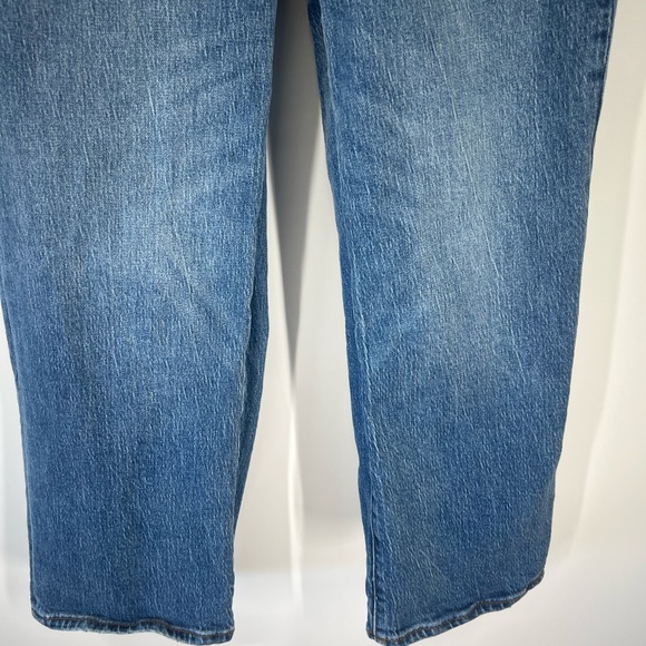 Quince Comfort Stretch High Rise Cropped Wide Leg
Jeans 26" in Medium Wash - Picture 4 of 8